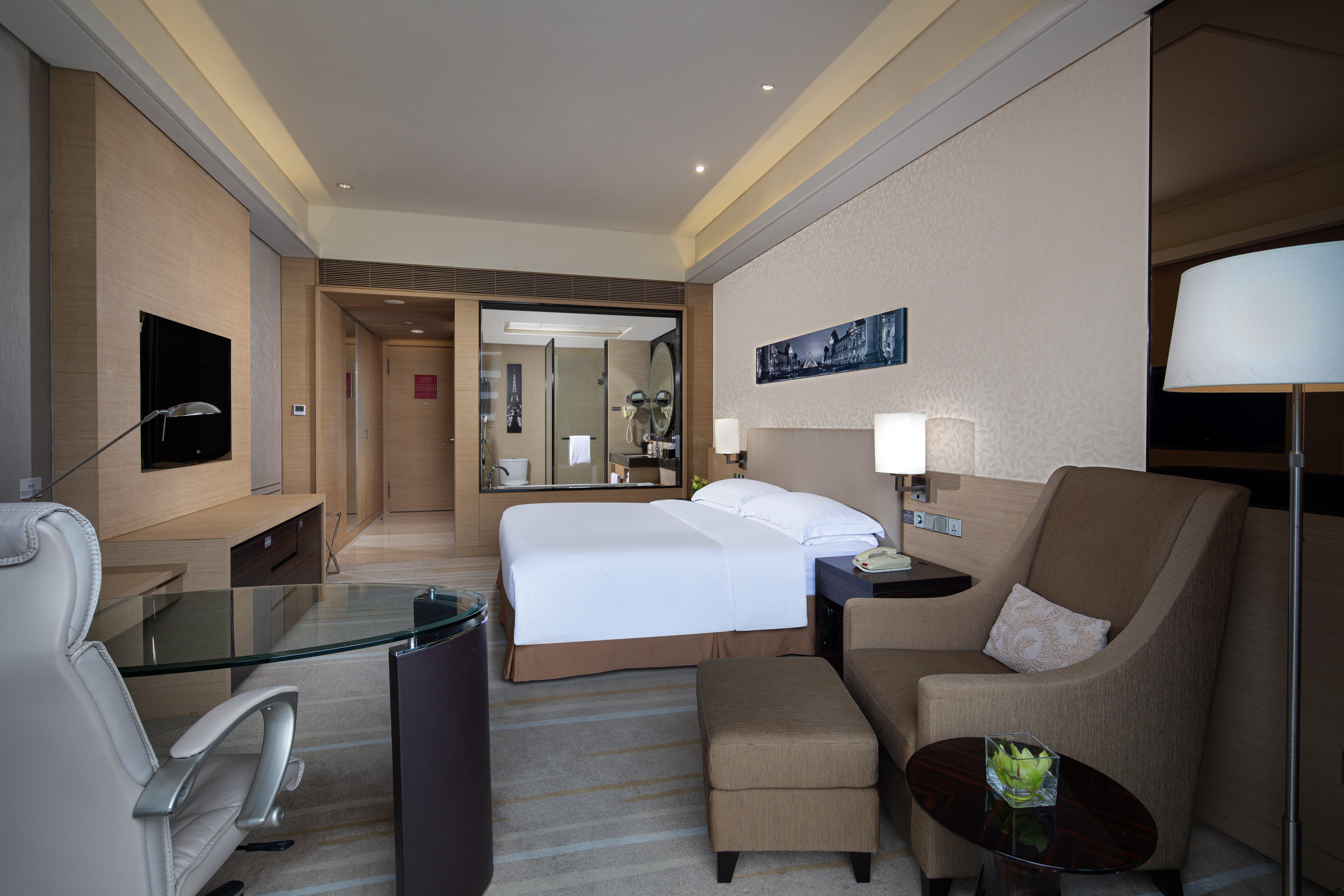 Crowne Plaza Guangzhou Huadu, An Ihg Hotel - Free Shuttle Bus To Baiyun Airport Exterior photo