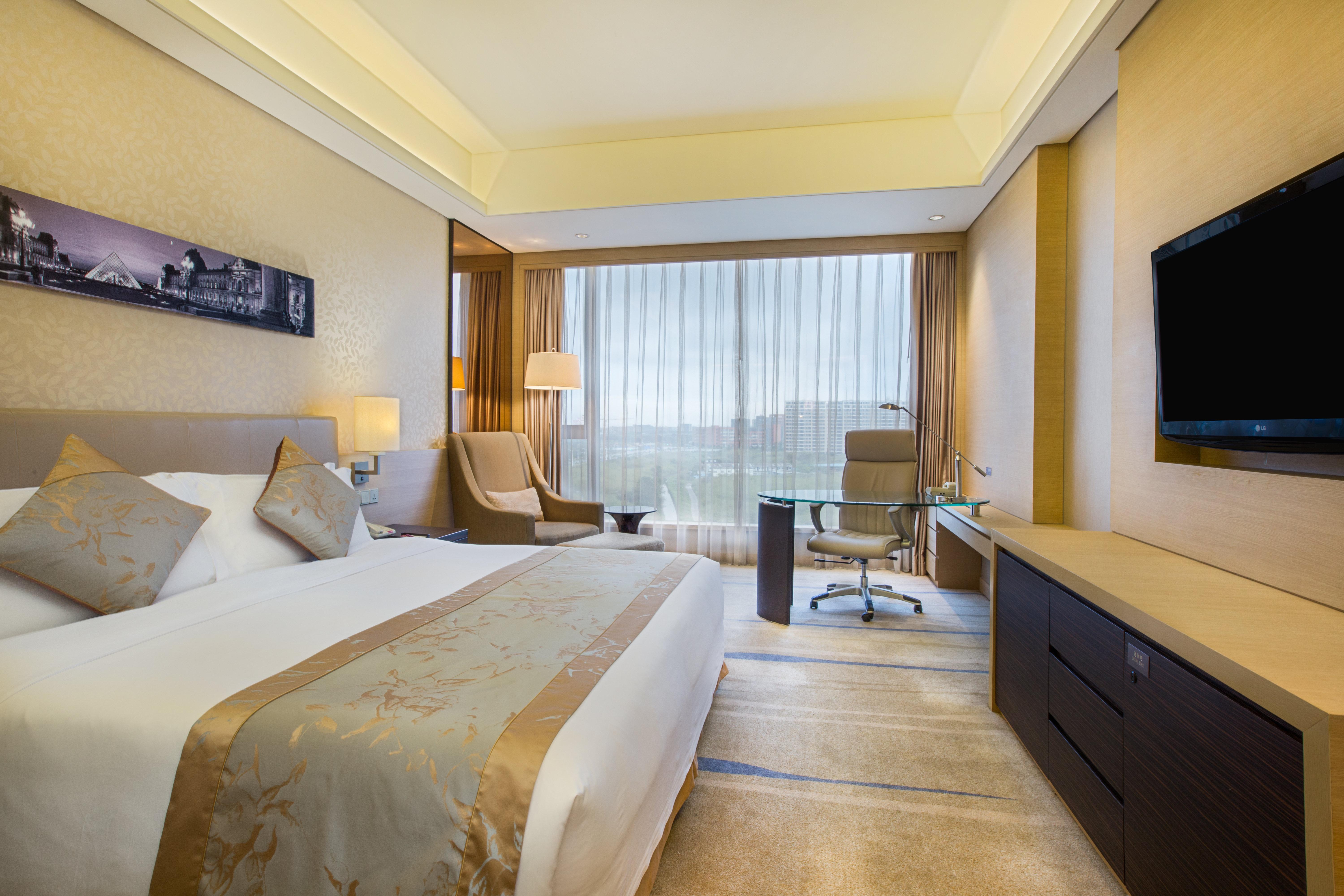 Crowne Plaza Guangzhou Huadu, An Ihg Hotel - Free Shuttle Bus To Baiyun Airport Exterior photo